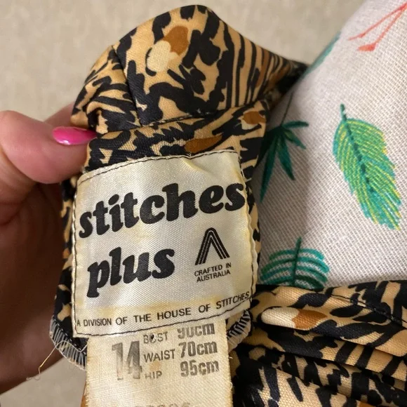 Vintage animal print dress by Stitches Plus, size 14. - Picture 10 of 10